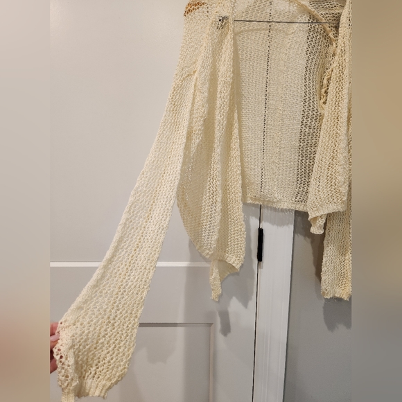 Cream Cardigan🌿🍂 - Picture 2 of 3